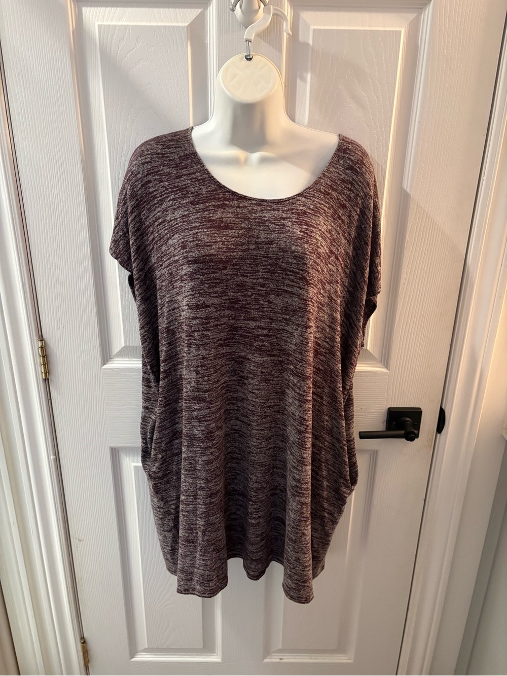 Oversized Scoop Neck Women's shirt dress with pockets in Maroon Heather